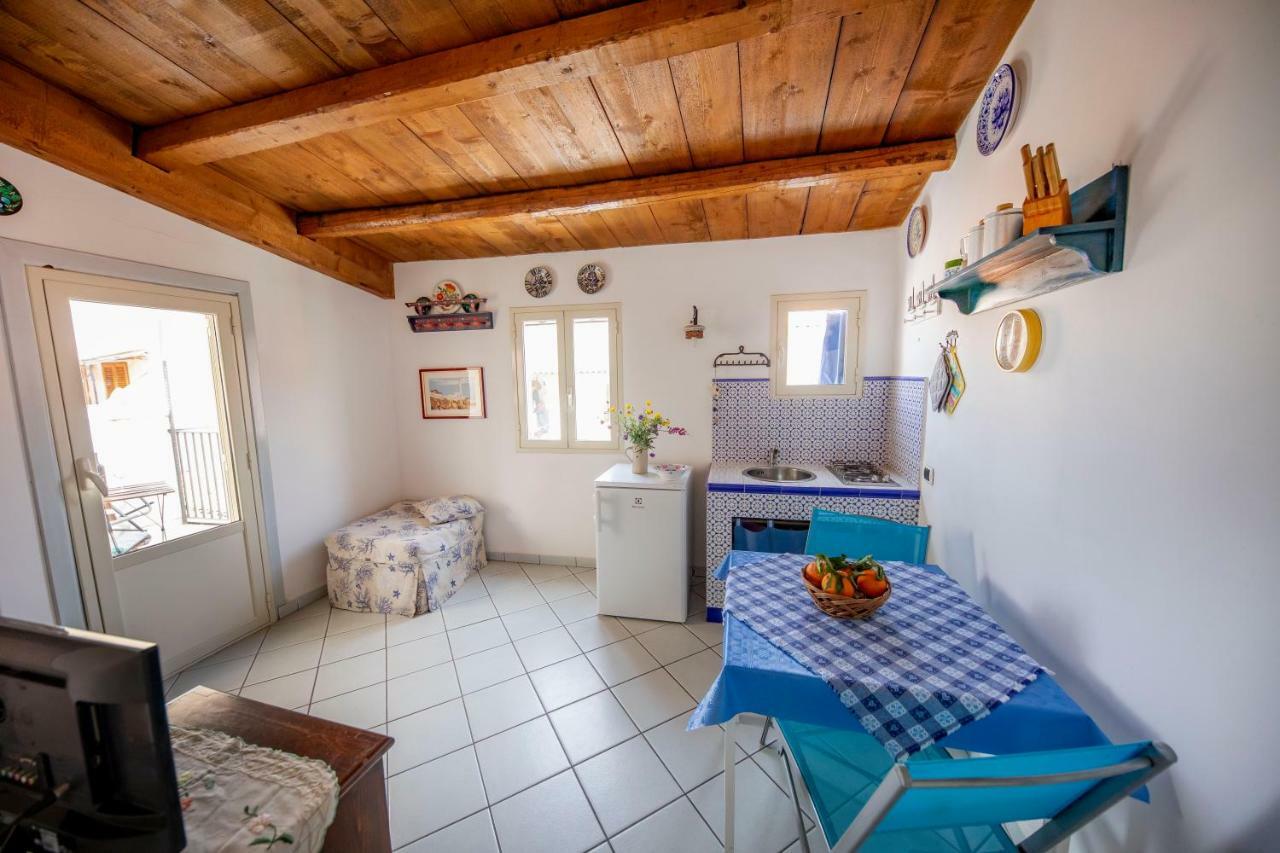 تْشيفالو Il Terrazzino Holiday Home المظهر الخارجي الصورة