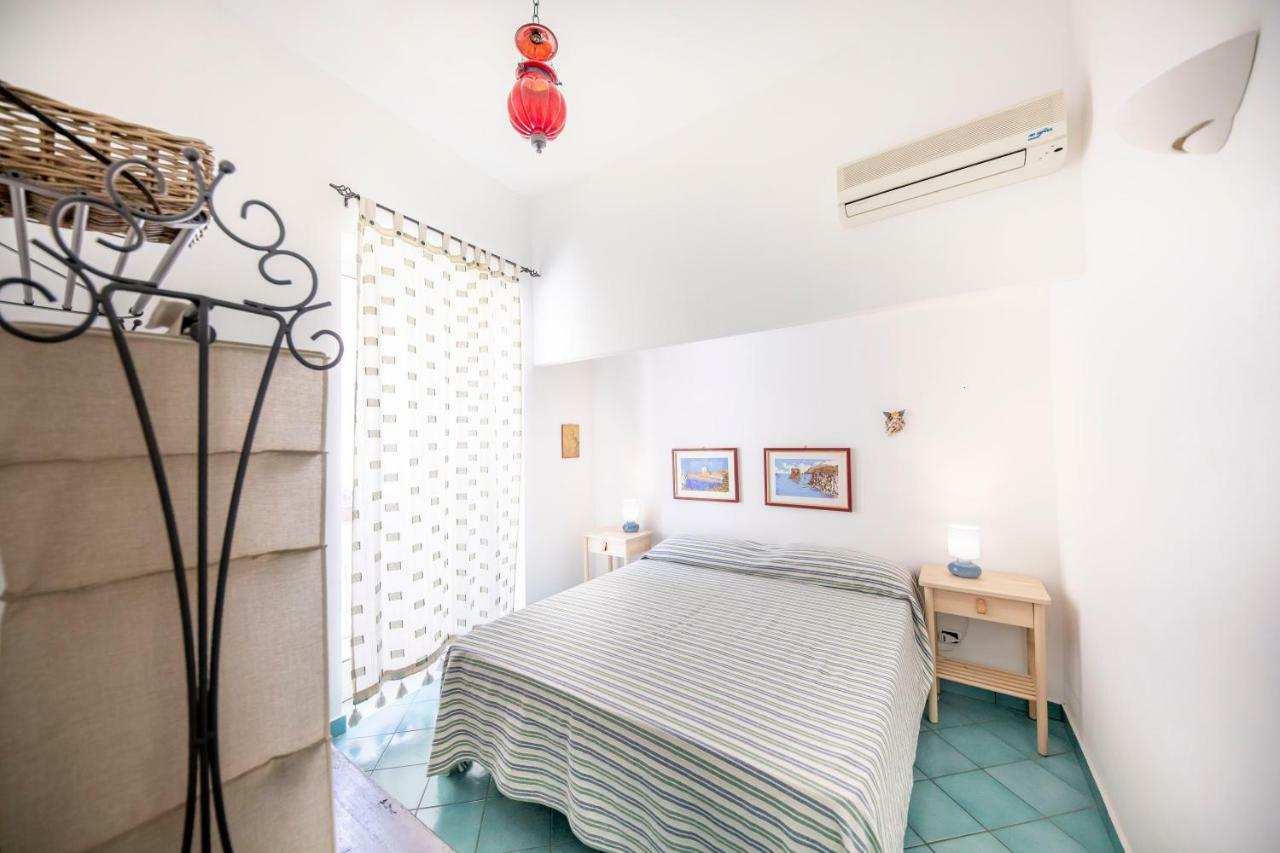 تْشيفالو Il Terrazzino Holiday Home المظهر الخارجي الصورة