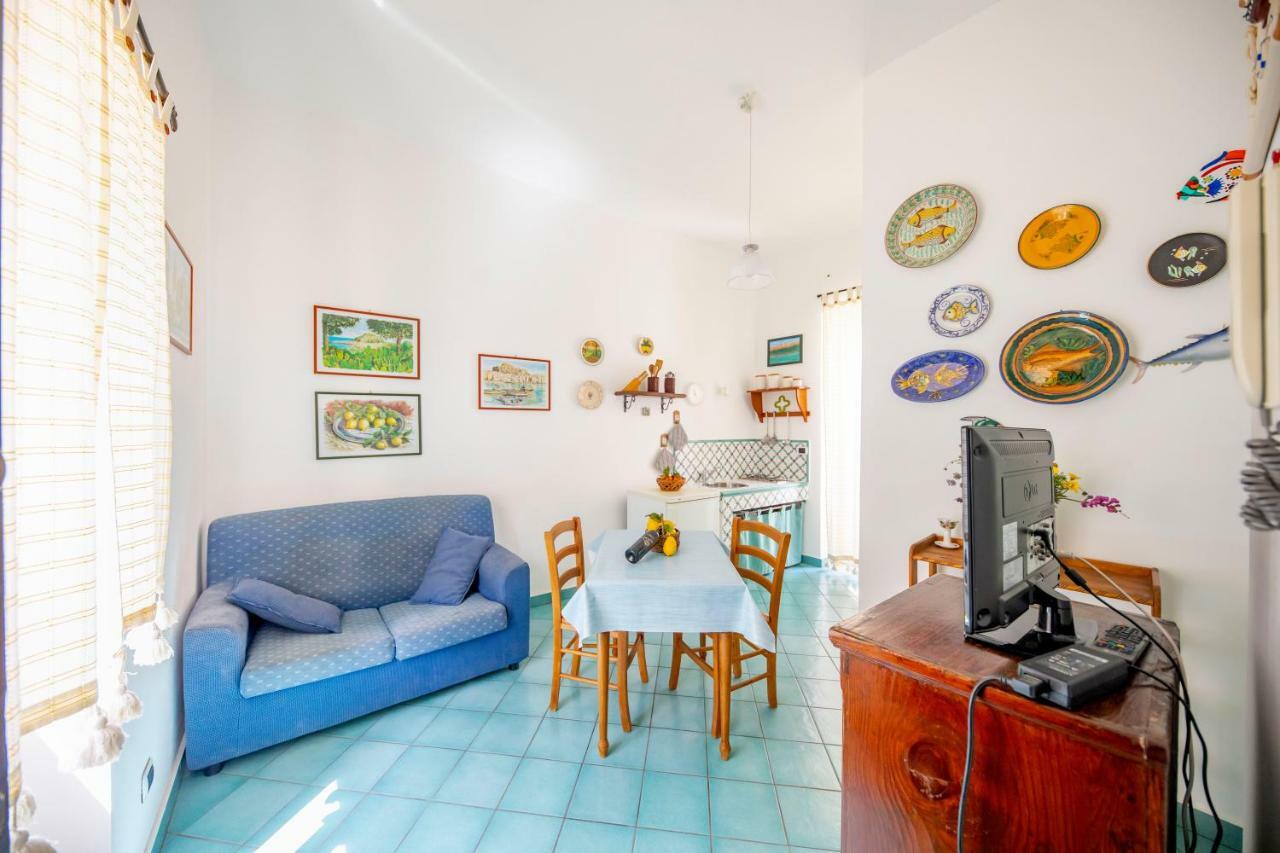 تْشيفالو Il Terrazzino Holiday Home المظهر الخارجي الصورة
