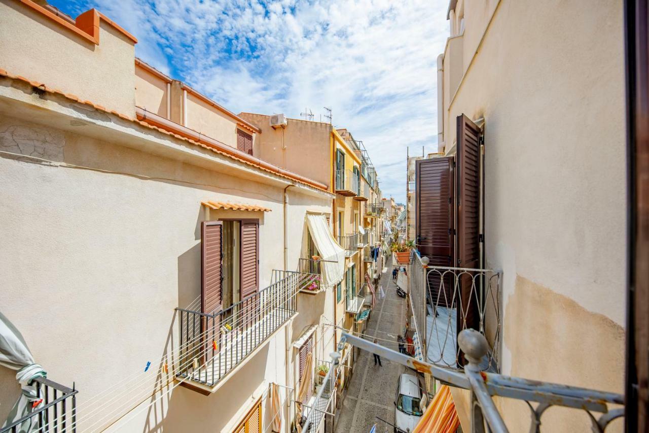 تْشيفالو Il Terrazzino Holiday Home المظهر الخارجي الصورة
