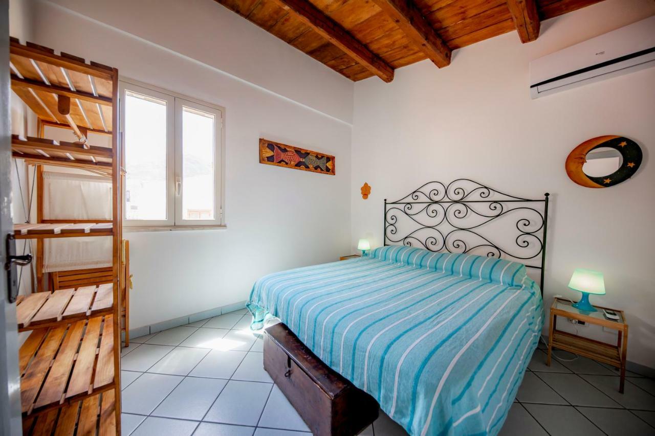تْشيفالو Il Terrazzino Holiday Home المظهر الخارجي الصورة